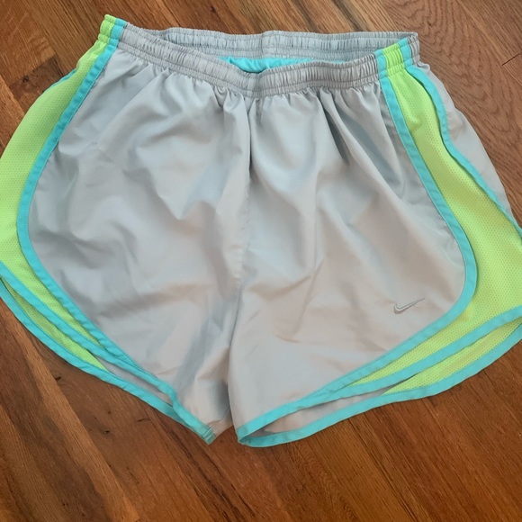 NIKE RUNNING SHORTS BUNDLE - Picture 5 of 7